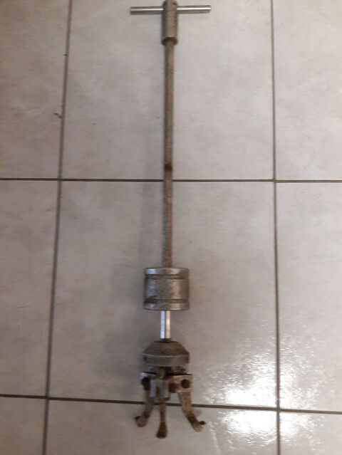 extracteur de roulements 3 griffes facom. 150 Hem (59)