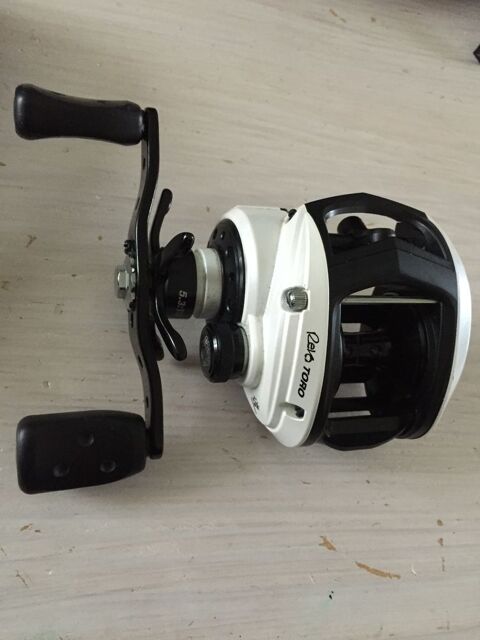 Moulinet casting abu garcia revo toro t2 s51 190 Ponthierry (77)