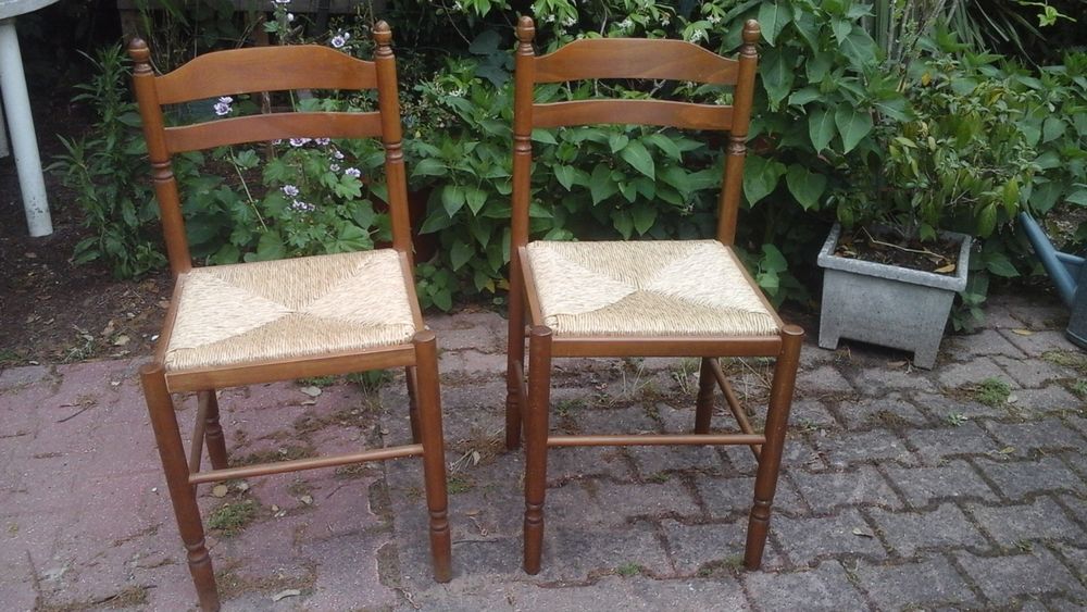 Chaises en bois et paille Meubles