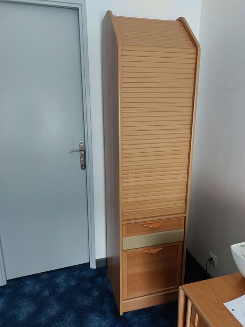 BUREAU ET CLASSEUR GAUTHIER et chaise 150 Le Chtelet-en-Brie (77)