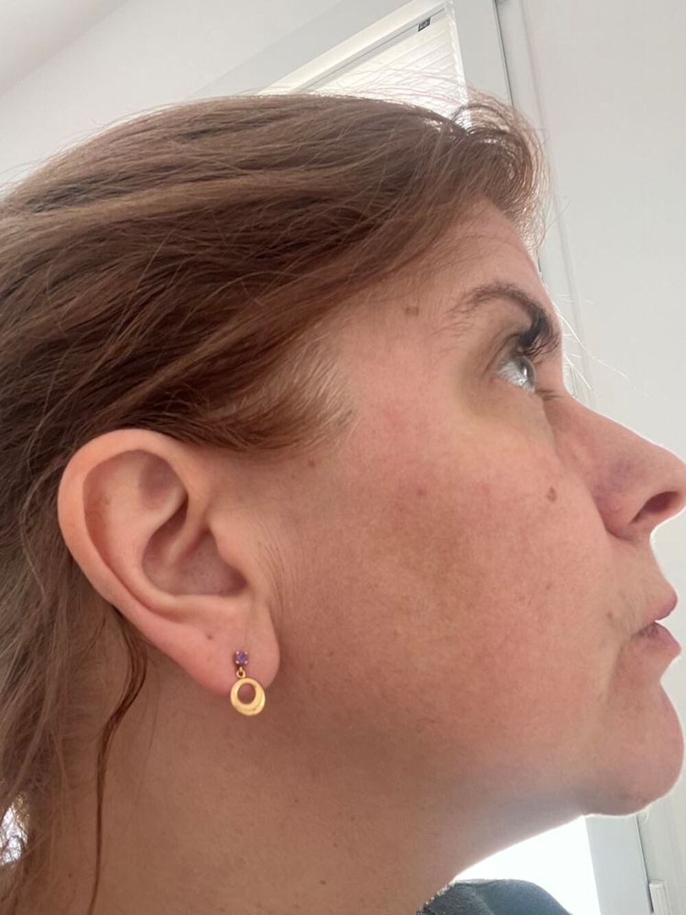 Boucles d'oreilles et am&eacute;thystes Bijoux et montres