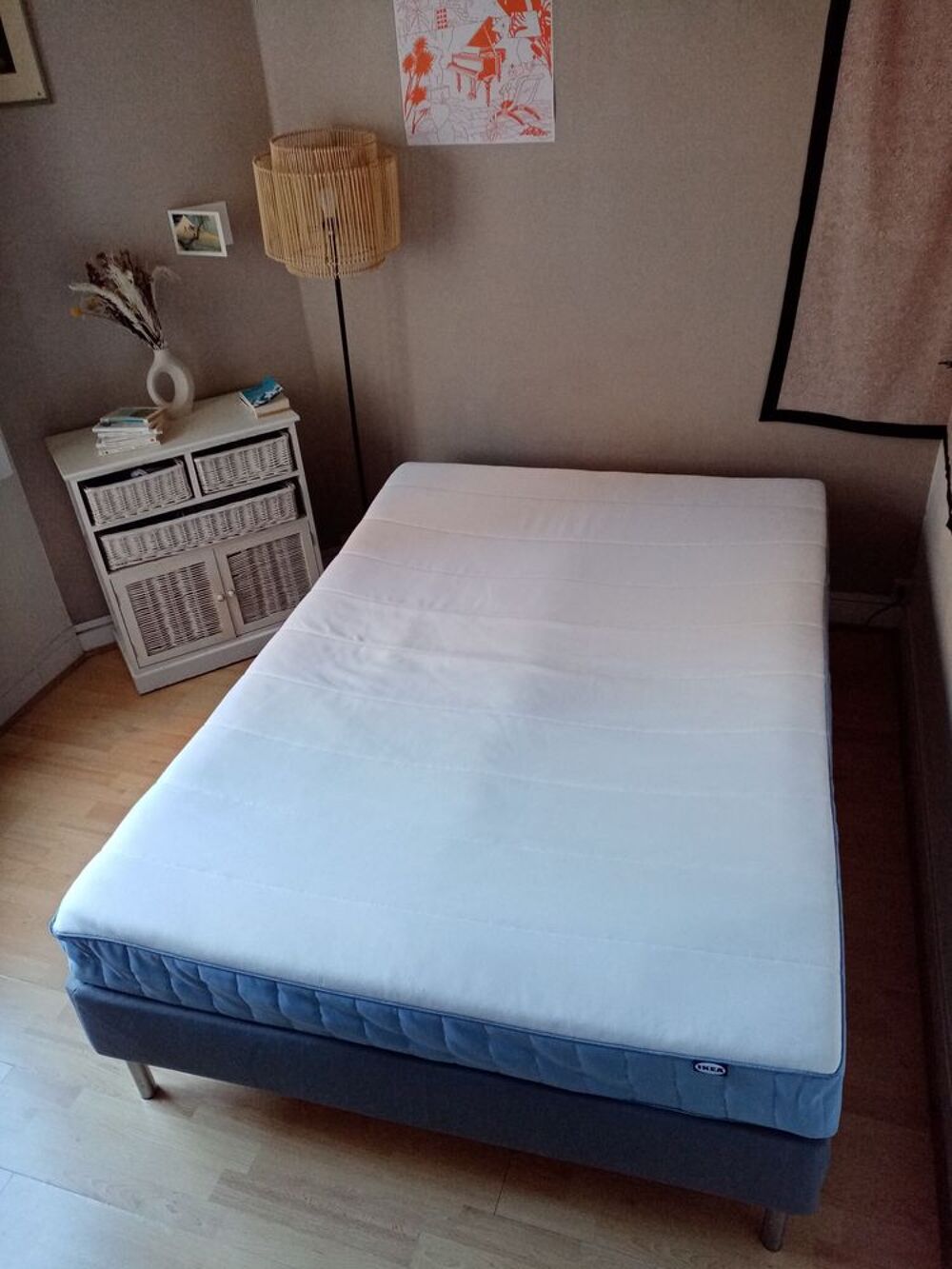 Lit double complet IKEA Meubles
