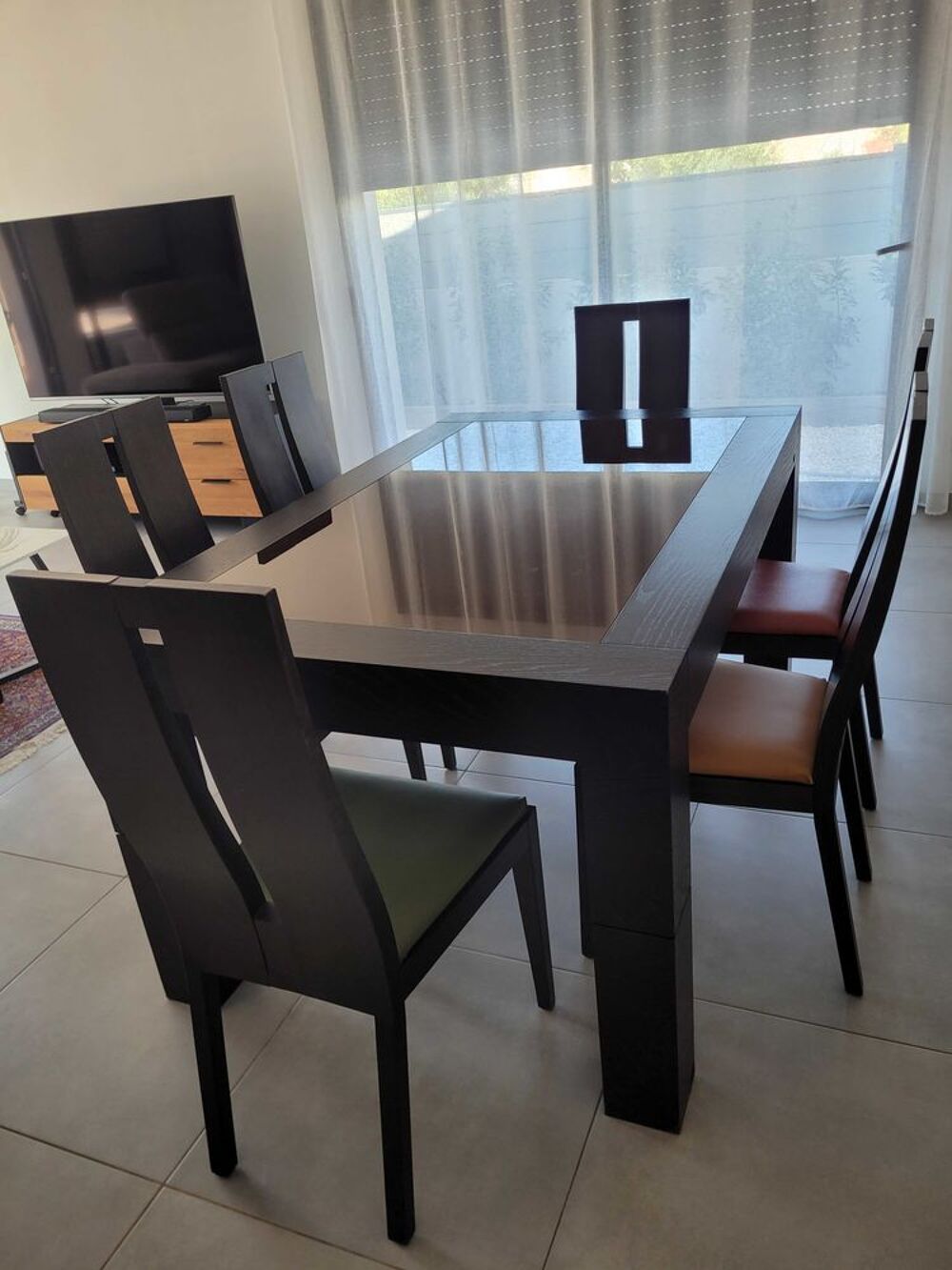 Lot 6 chaises contemporaines Meubles