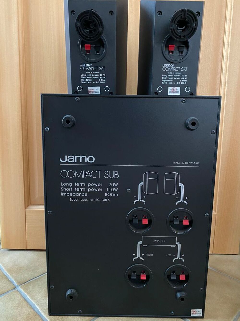 Dans son emballage d'origine, kit enceintes JAMO Audio et hifi