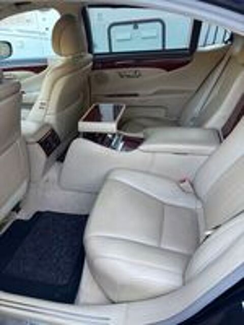 LS 600h L Pack Pr&eacute;sident A 2008 occasion 69620 L&eacute;tra