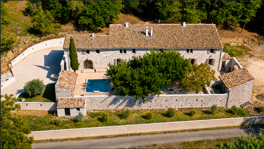 Vente Propriété/Château Domaine historique XVIe s. - 430 m² - 2 gîtes 5* - piscine Saint-just
