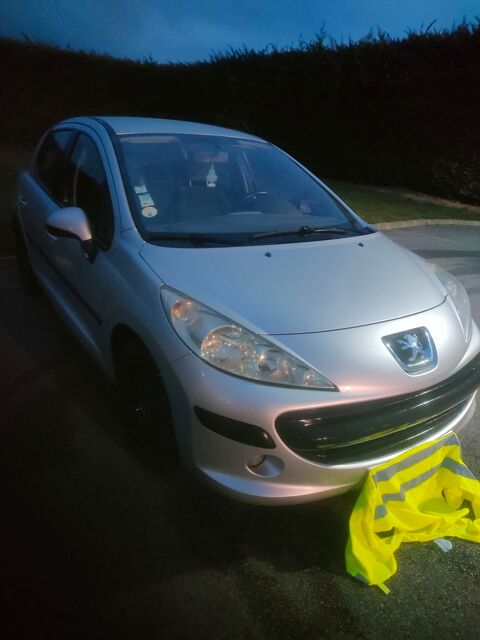 Peugeot 207 1.4e 16v 90ch Ex&eacute;cutive 2006 occasion Gallardon 28320