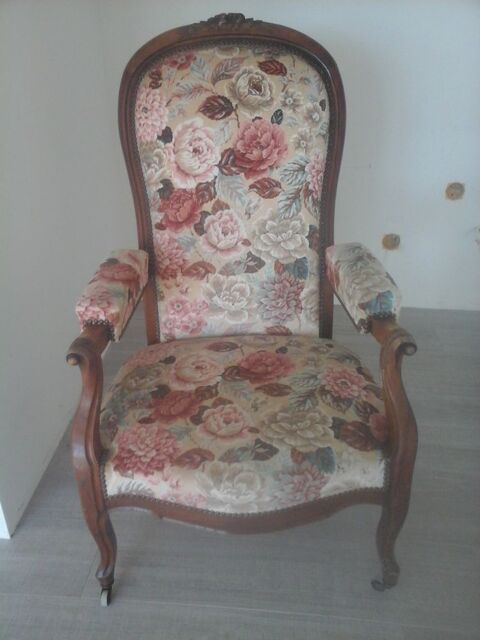 Beau fauteuil Voltaire 0 Chandon (42)