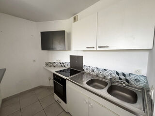  Appartement à louer 2 pièces 45 m²