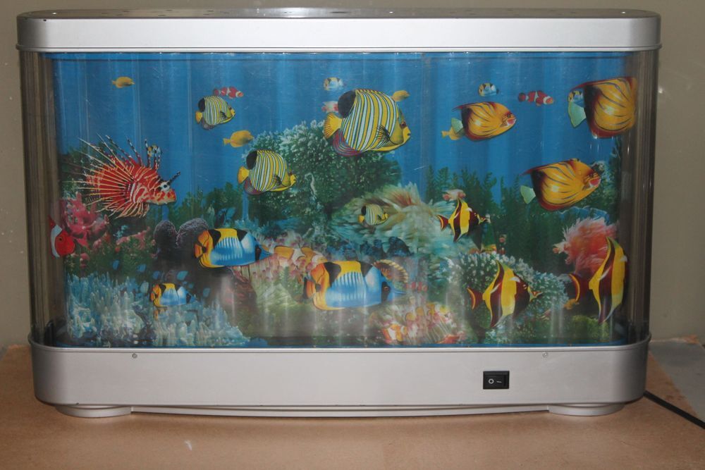 Aquarium avec poissons fictifs d&eacute;filant Neuf &agrave; accrocher Décoration