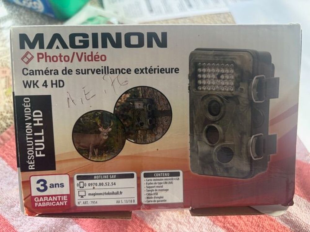 une cam&eacute;ra de chasse neuve : Photos/Video/TV