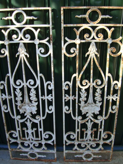 Grilles mtalliques anciennes en fonte ou acier 50 Is-sur-Tille (21)