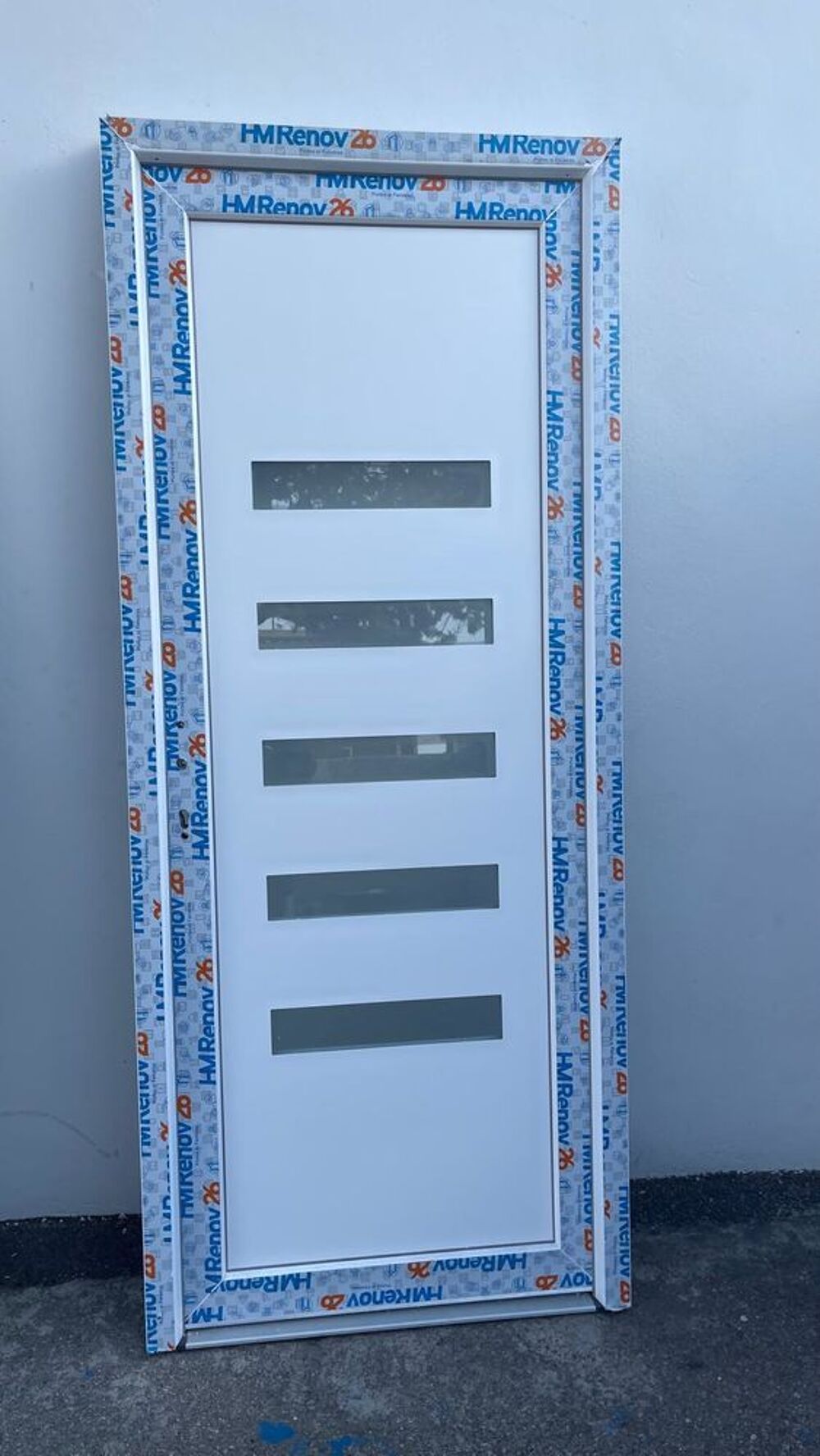 Porte d'entr&eacute;e pvc en stock. Tel : 0768349324 Bricolage