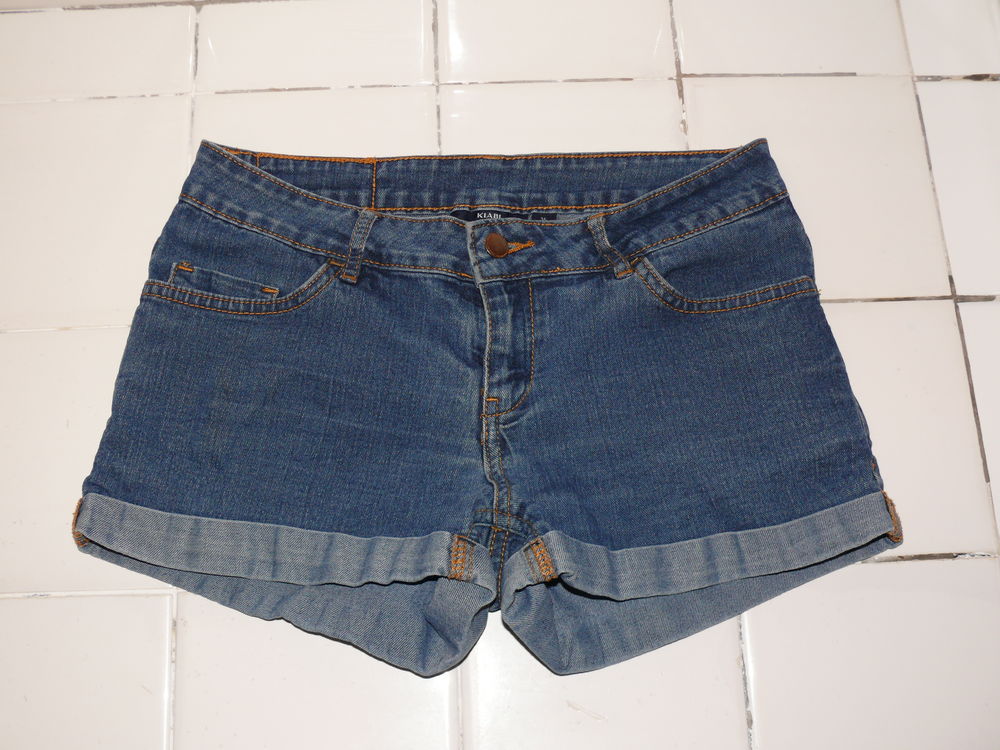 Short "Kiabi" Vêtements