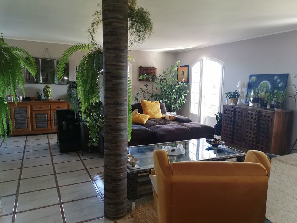 Location Villa Villa F4 duplex vide plaine de Castellare di Casinca Castellare-di-casinca