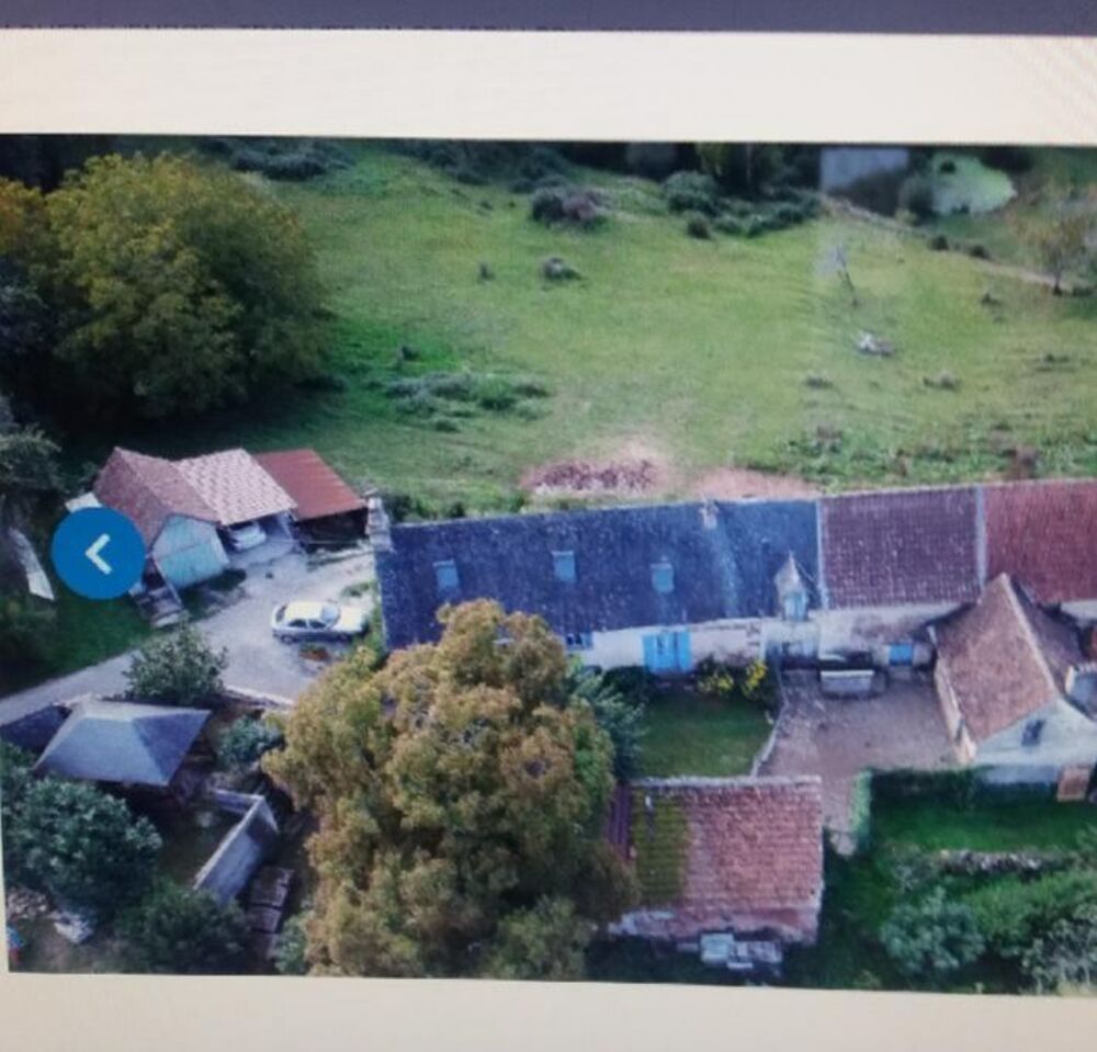 Vente Ferme ferme isolée endroit paisible. Saint-robert