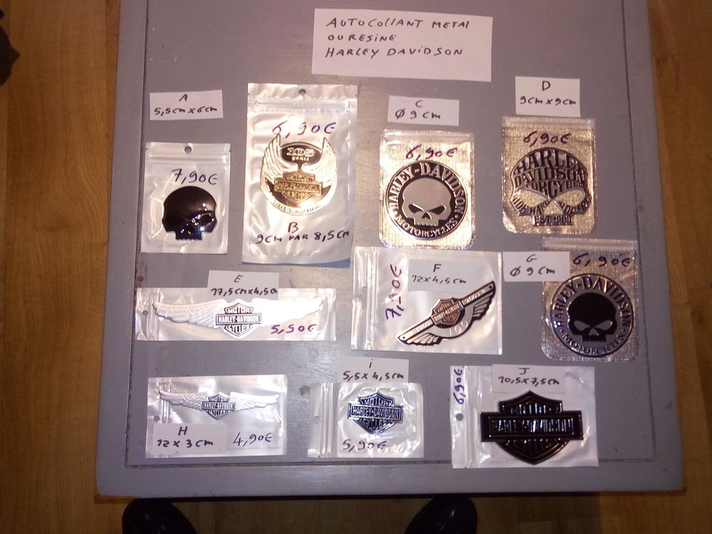 AUTOCOLLANT 3 D HARLEY DAVIDSON METAL ET RESINE 
