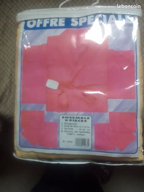 propose peignoir 0 Noisy-le-Sec (93)