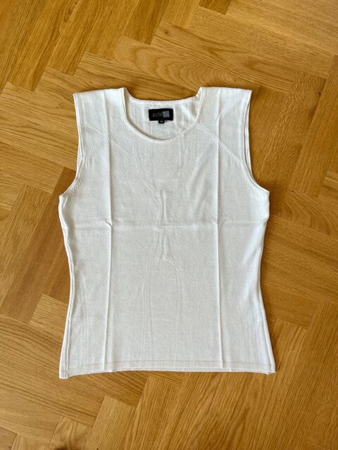 Femme, D�bardeur ''Autre Ton'' Taille 1, �cru 5 Paris 19 (75)