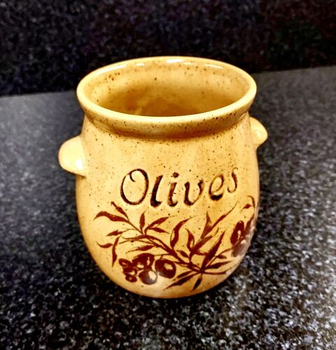 Pot � olives en gr�s 1/2L 8 Montigny-aux-Amognes (58)