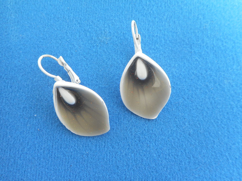 Boucle d'oreilles Arums Bijoux et montres