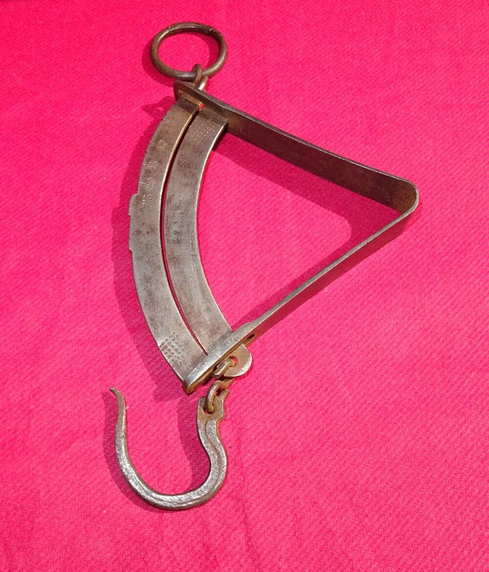 ANCIEN &amp; RARE PESON EN FER FORG&Eacute; MARQUE H.HAMON 25KG en V 