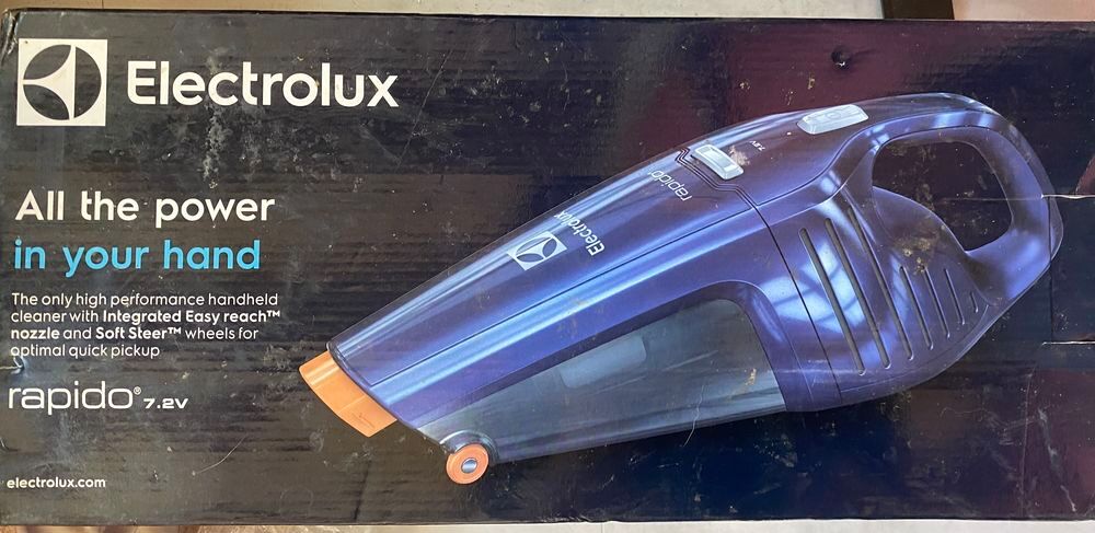 Aspirateur &eacute;lectrolux neuf dans sa bo&icirc;te Electroménager