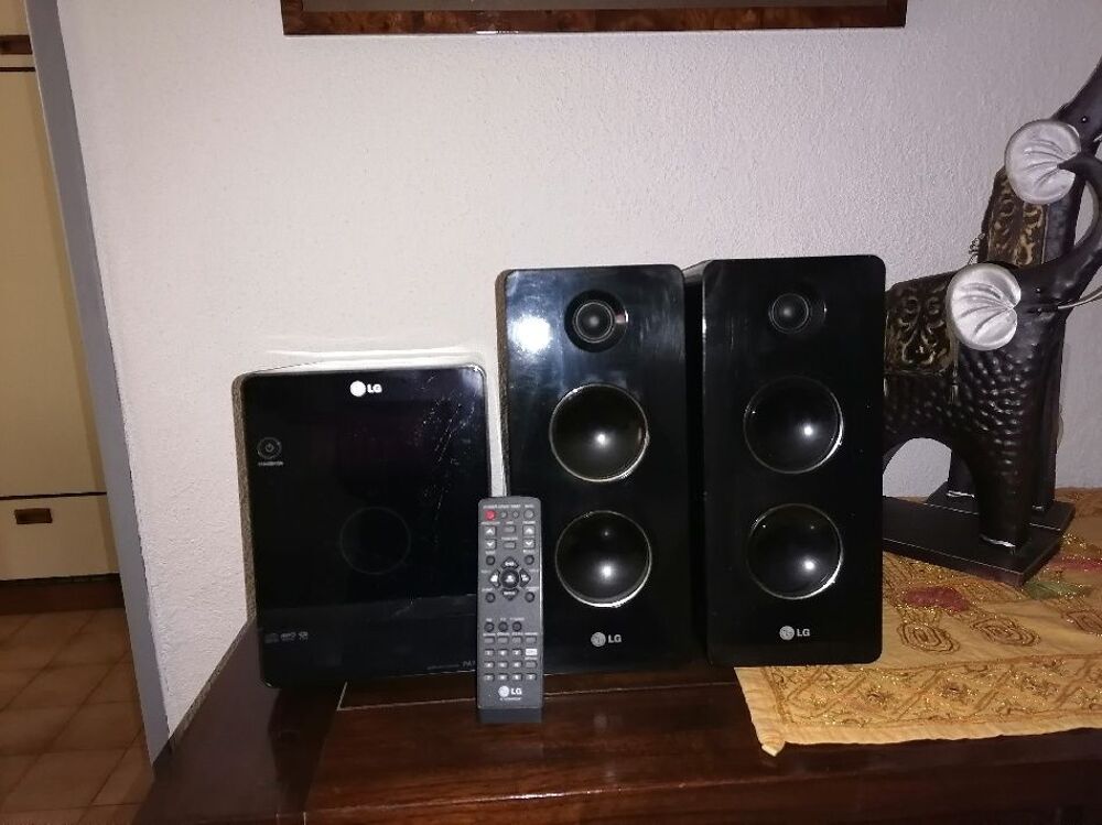 &Agrave; venir cha&icirc;ne Hifi, comme neuve ! Audio et hifi