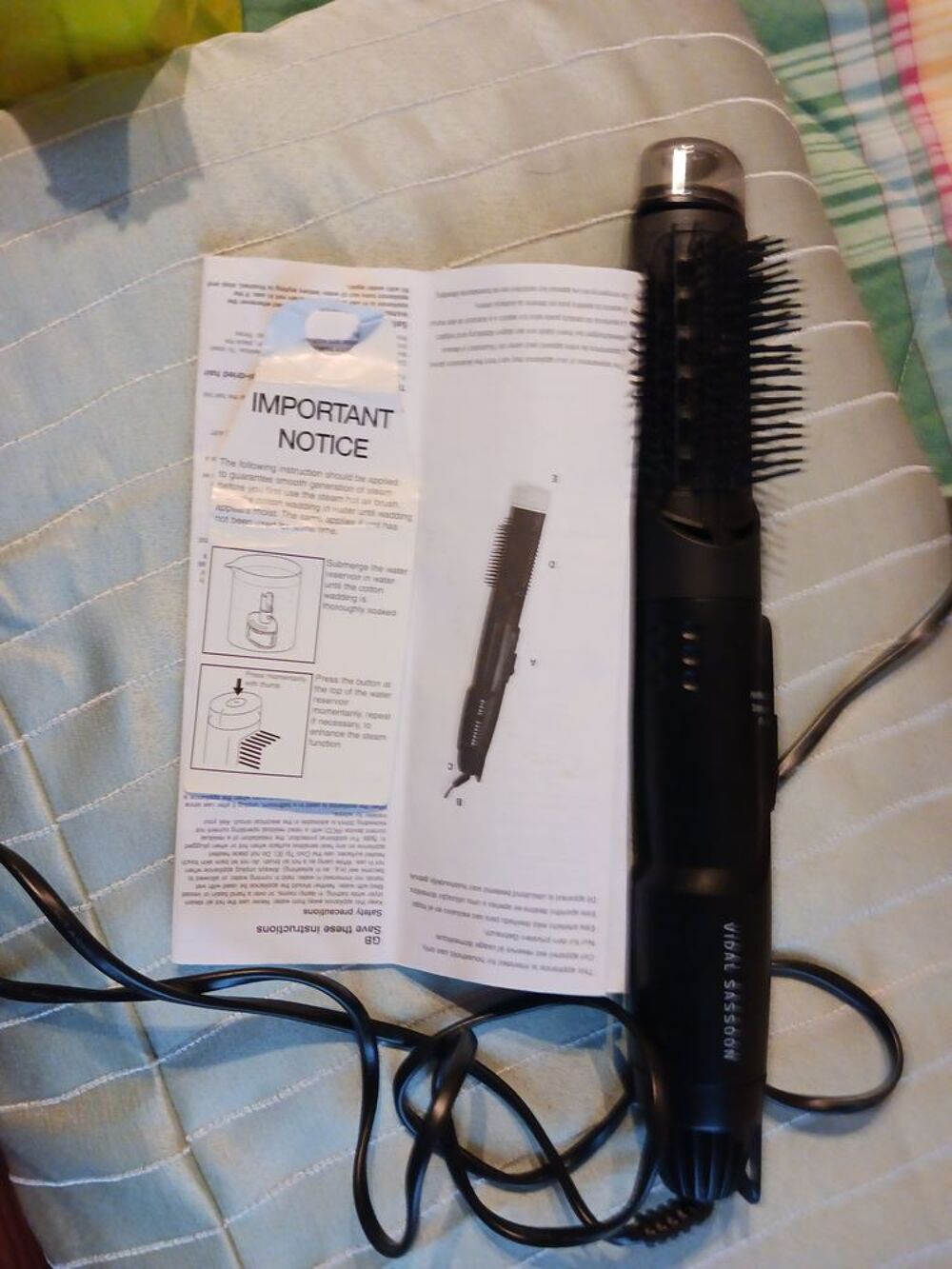 BROSSE A CHEVEUX Electroménager