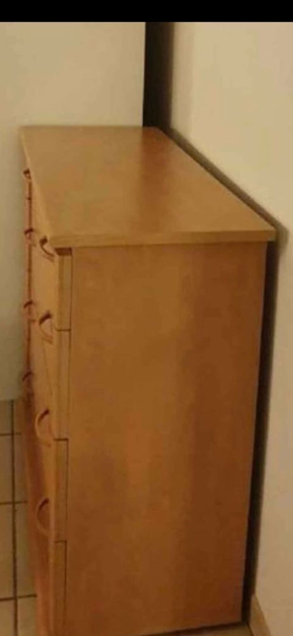 Chambre sommier 2 chevets commode Meubles