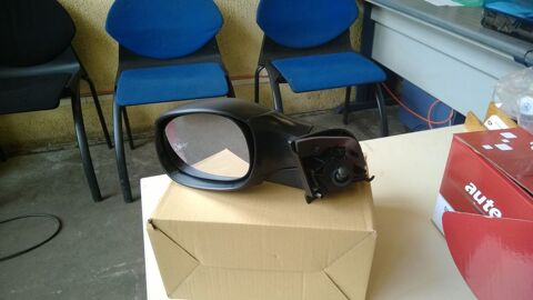 Pi&egrave;ces et &eacute;quipements Voiture Pi&egrave;ces et &eacute;quipements Voiture  occasion Maisons-Alfort 94700