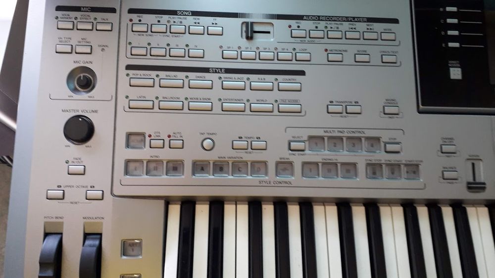 ORGUE TYROS 5 Instruments de musique