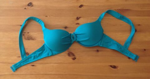Soutien gorge 80-85 B voire + ou -
il y en a 2 5 Moissy-Cramayel (77)