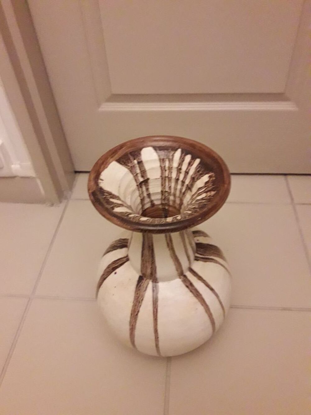 vase de d&eacute;coration maison int&eacute;rieure bon &eacute;tat Décoration