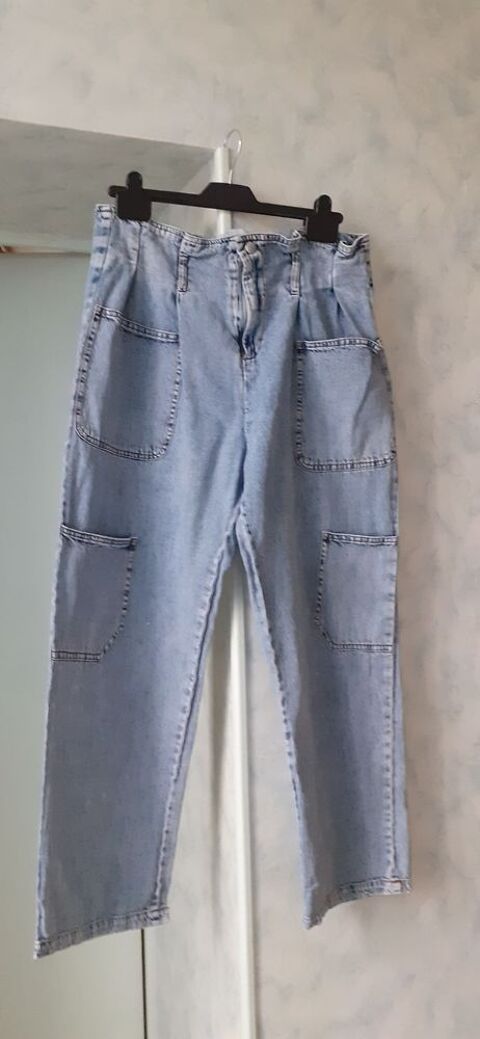 Jean taille haute 44 sale