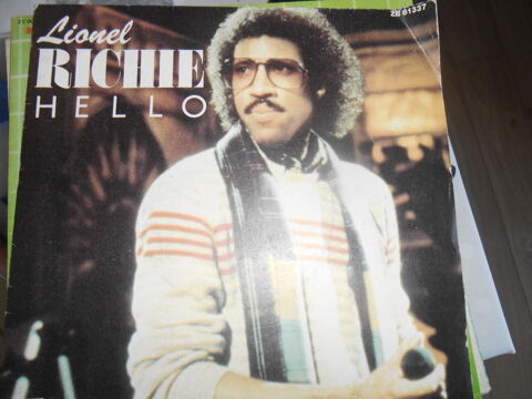 DISQUE 45T LIONEL RICHIE TITRE HELLO 5 La Rochelle (17)