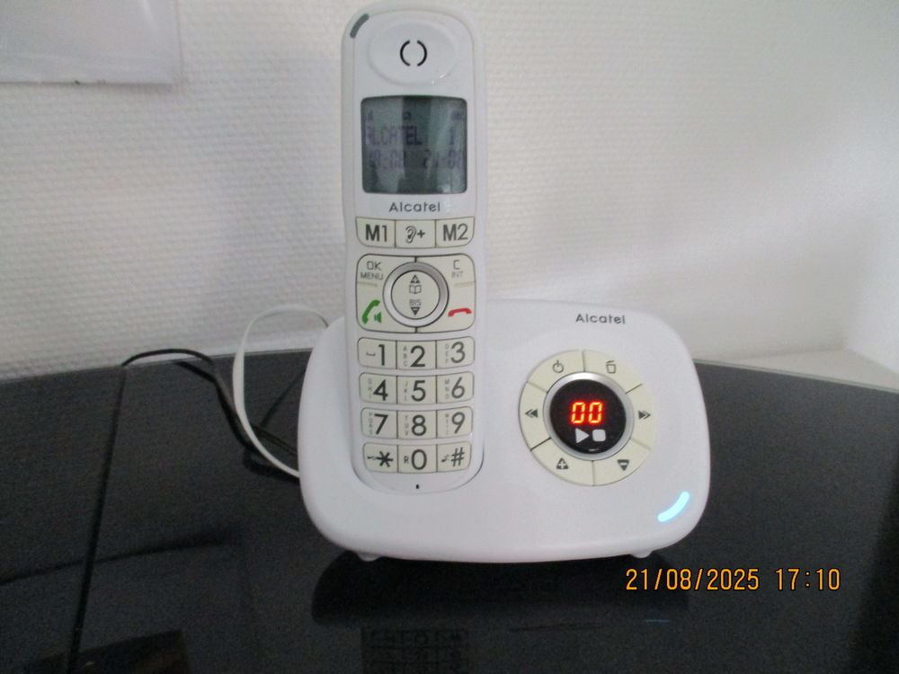 t&eacute;l&eacute;phone fixe Téléphones et tablettes