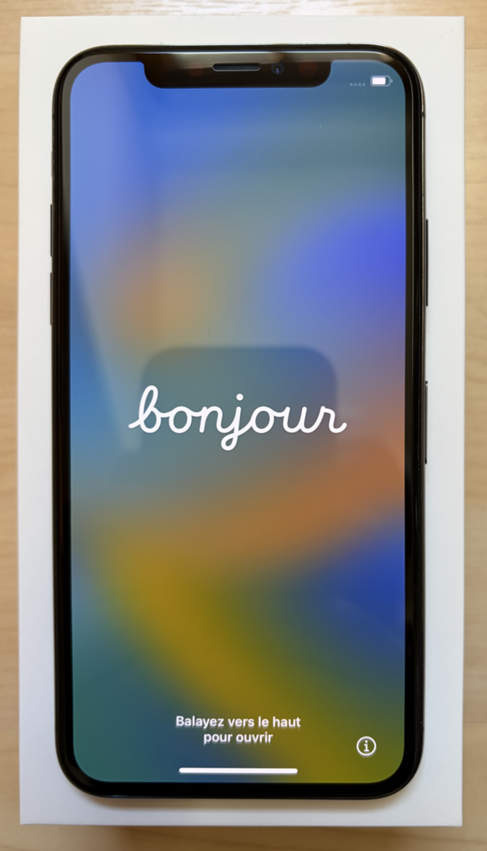 Apple iPhone X noir (gris sid&eacute;ral) 256 Go Téléphones et tablettes