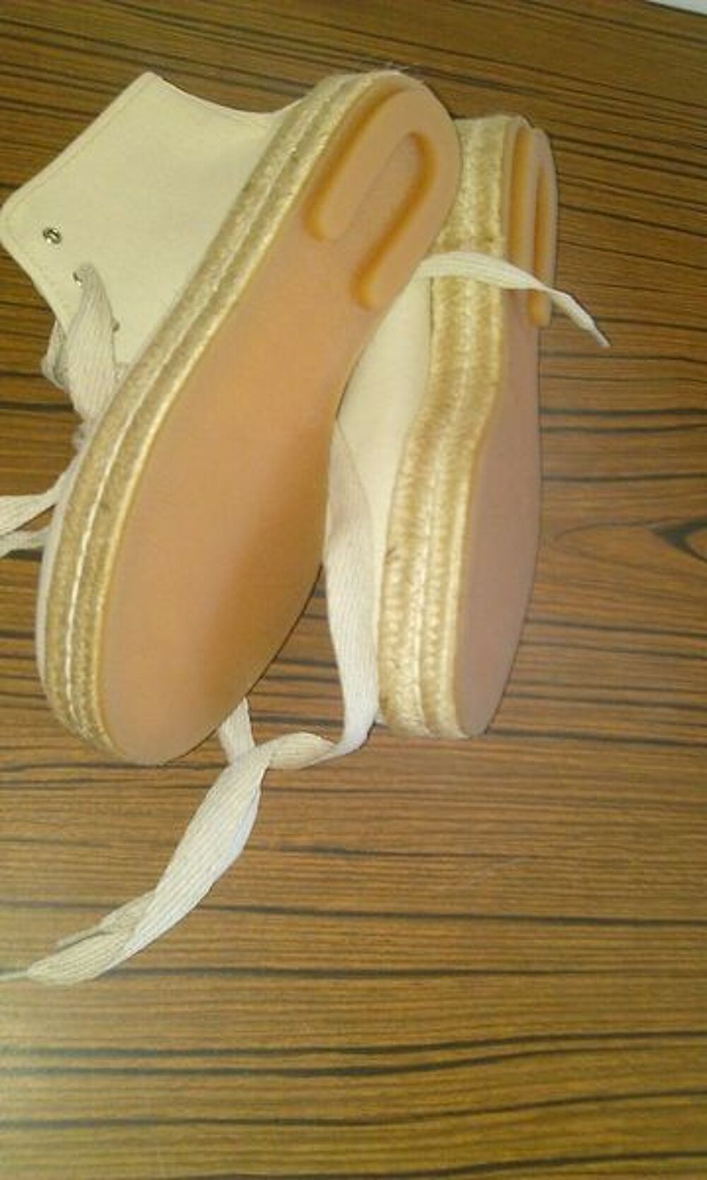 BASKETS TOILE COMPENSES NEUVESFEMME MARQUE "VOTRE NOM" . Chaussures