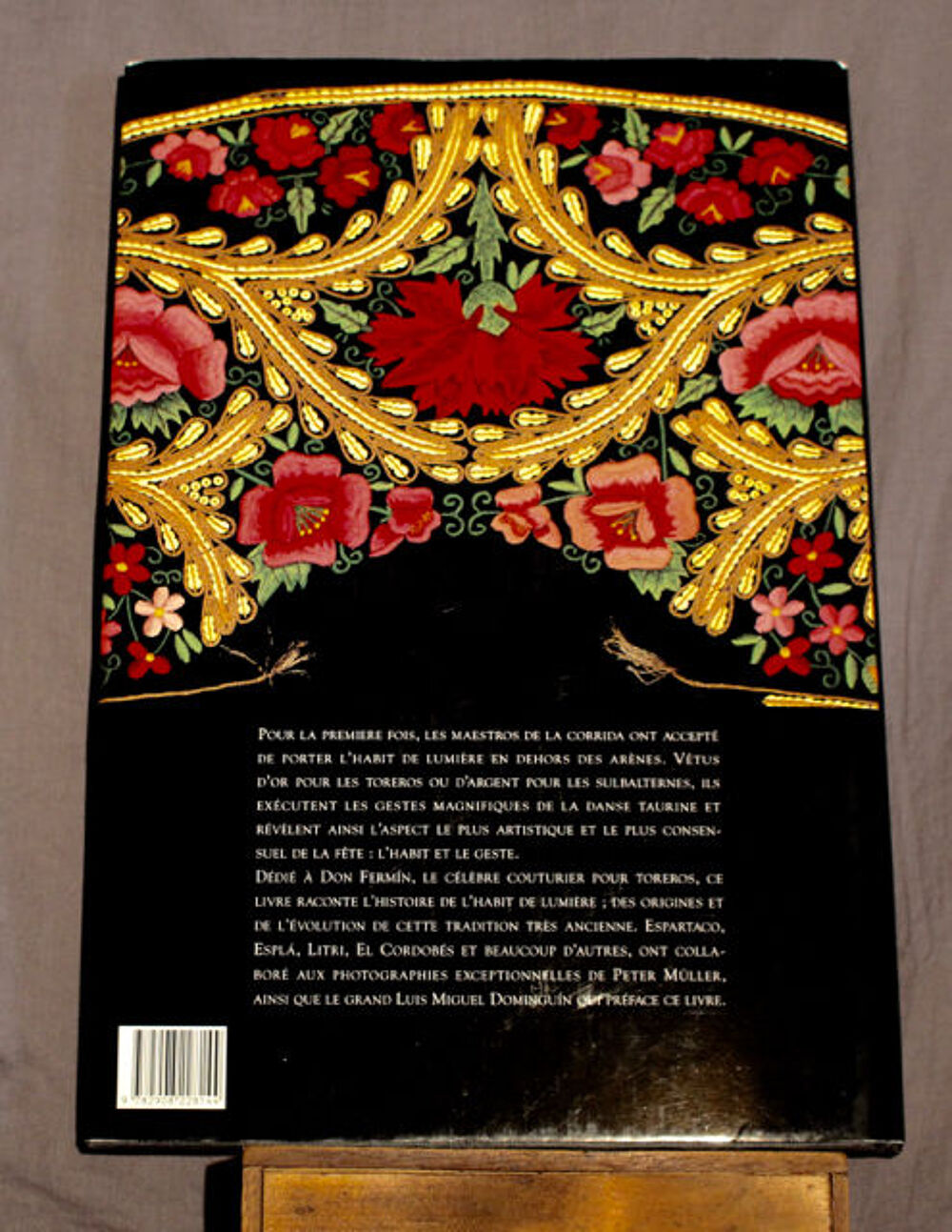  " O R O P L A T A HABITS DE LUMIERE " Livres et BD