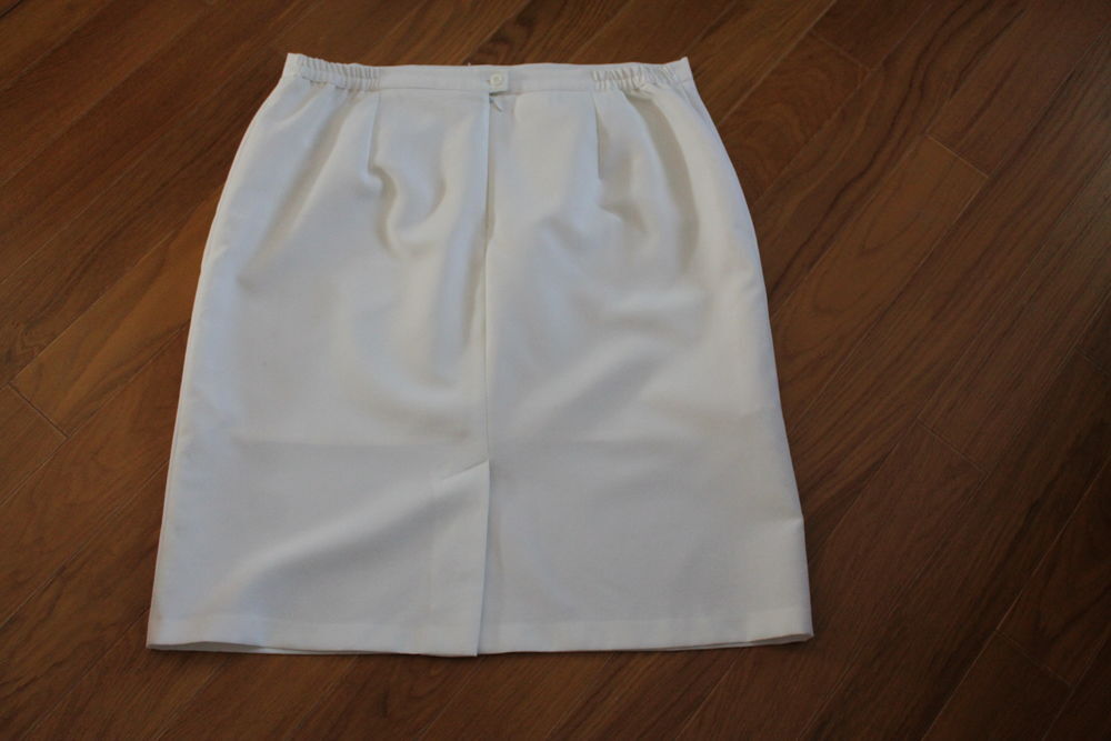 JUPE BEIGE FEMME Vêtements