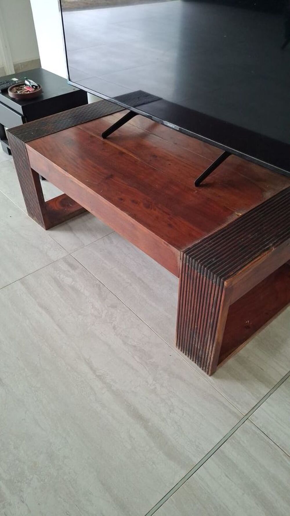Table basse en bois massif Meubles