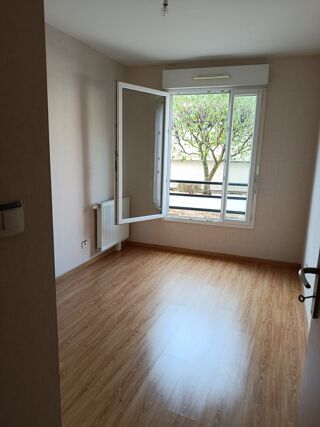  Appartement à louer 3 pièces 63 m²