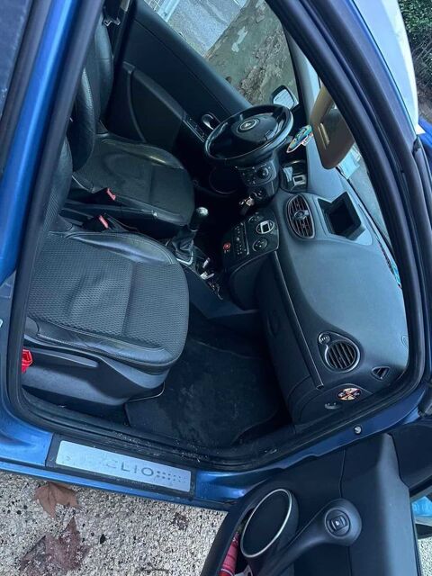 Renault clio iii Clio 1.5 dCi 105 Confort Pack Clim Dynam