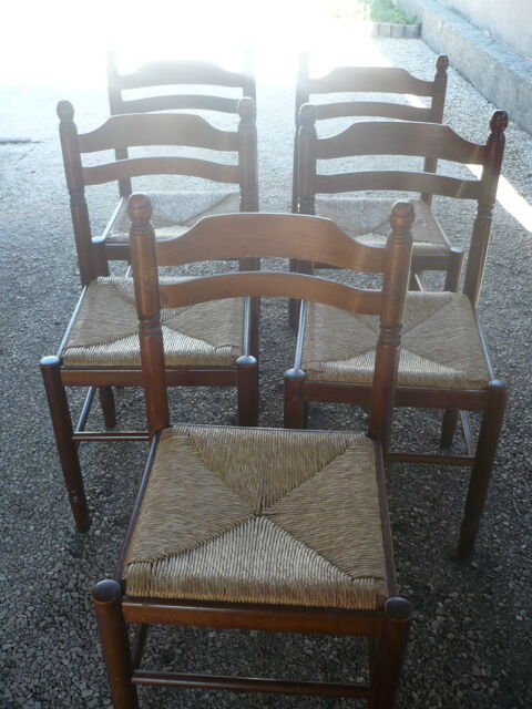 CHAISE BOIS ASSISE PAILLE 50 Le Versoud (38)