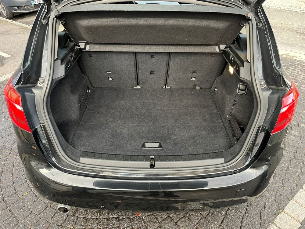 Serie 2 Active Tourer 216d 116 ch Business A 2017 occasion 78800 Houilles