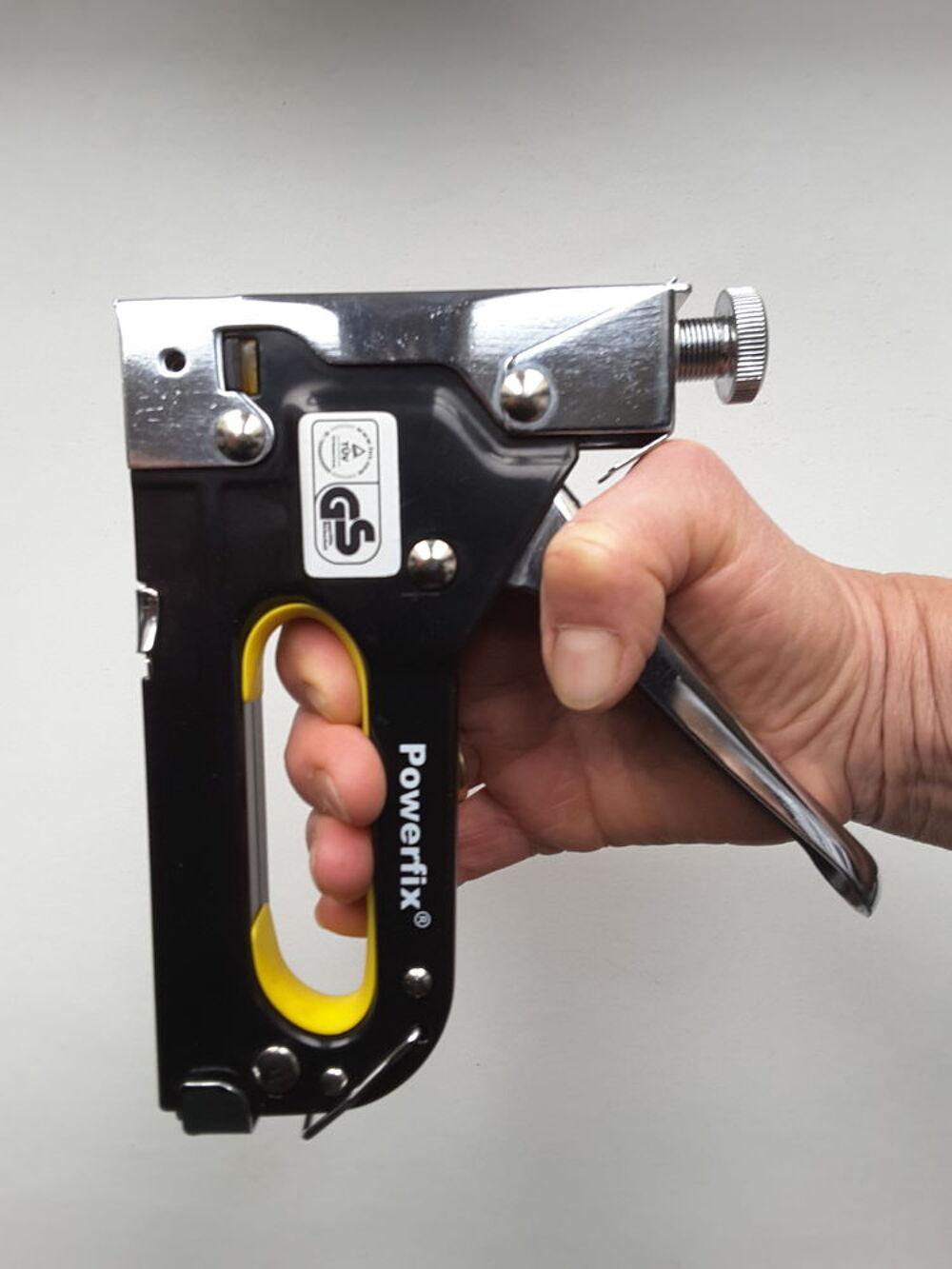 Agrafeuse Powerfix Bricolage