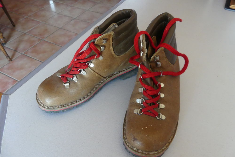 chaussures de randonn&eacute;es Chaussures