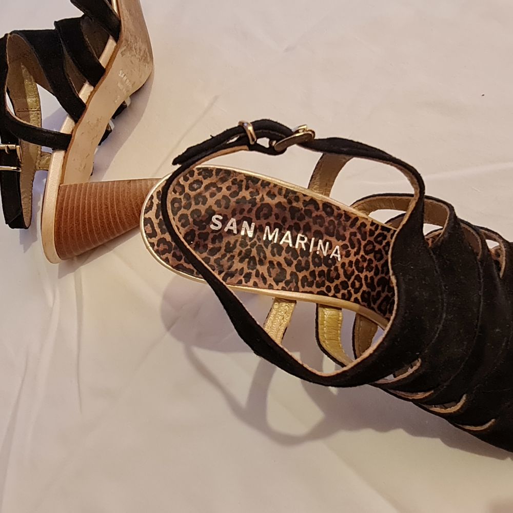 Sandales en daim Neuves - San Marina Chaussures
