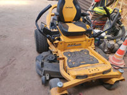   Tondeuse Cub cadet turn O professionnelle  
